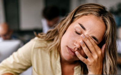 Sommeil non récupérateur : Pourquoi vous réveillez-vous fatigué(e) après 8 heures ?